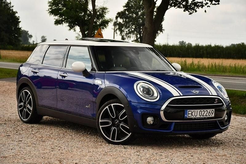 Używany Mini Clubman 190 KM (139 kW) 2018 Niebieski (metalik, perła) Kombi