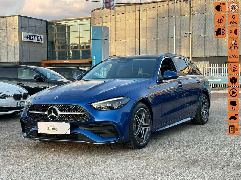 Niebieski ciemny (metalik) Używany 2022 Mercedes C220 Sedan/Limuzyna | 269 900 zł - Obraz 1/4