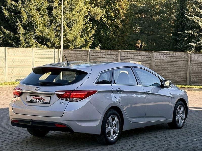 Używany Hyundai i40 Premium 136 KM (100 kW) 2012 Srebrny Kombi