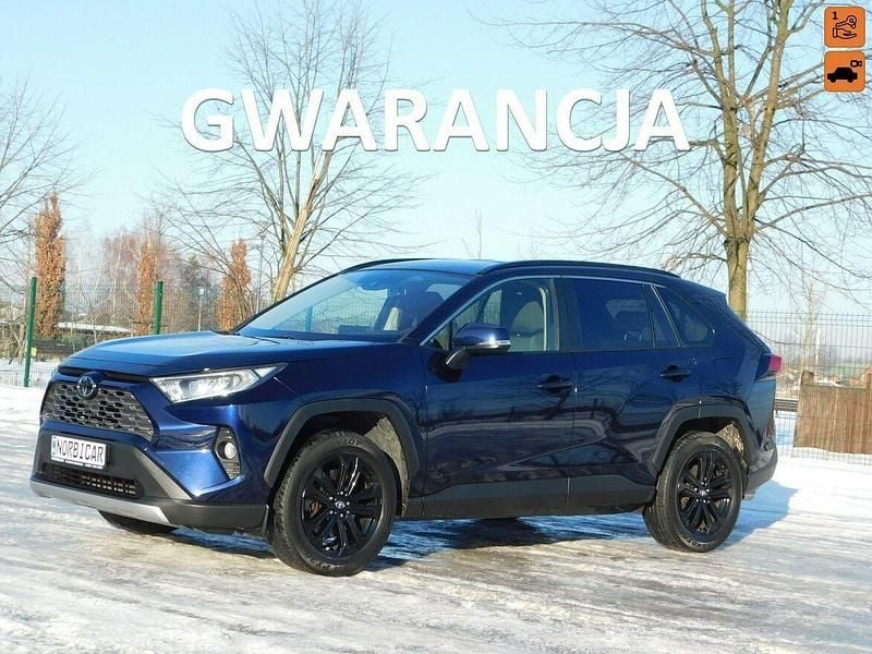 Używany Toyota RAV4 175 KM (128 kW) 2021 Czarny SUV