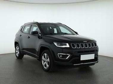 Używany Jeep Compass 140 KM (102 kW) 2018 Czarny SUV