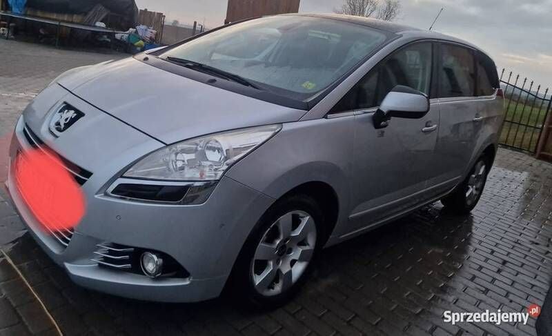 Używany Peugeot 5008 2012 Minivan