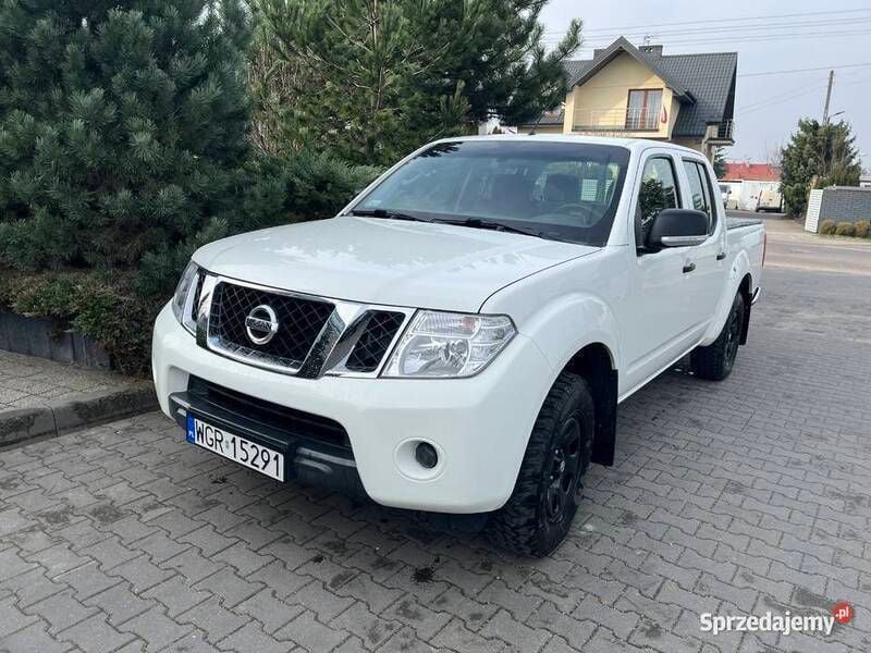 Używany Nissan Navara 190 KM (139 kW) 2012 Biały Pickup