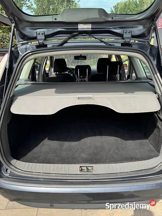 Używany Ford Focus 2011 Szary Kombi