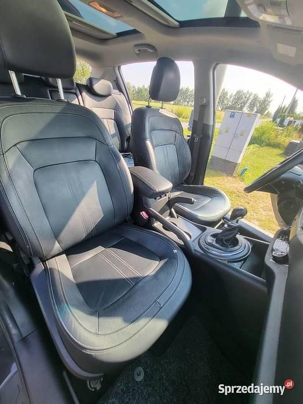 Używany Kia Sportage 2013 Czarny SUV