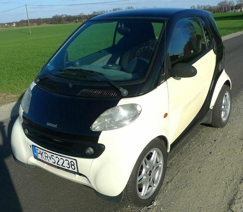 Inny kolor Używany 2001 Smart ForTwo Coupé Pure Coupe | 6500 zł - Obraz 1/4