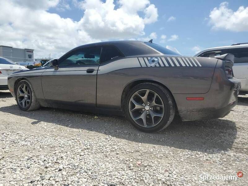 Używany 2015 Dodge Challenger SXT Coupe | 66 000 zł (Drogi) - Obraz 1/4