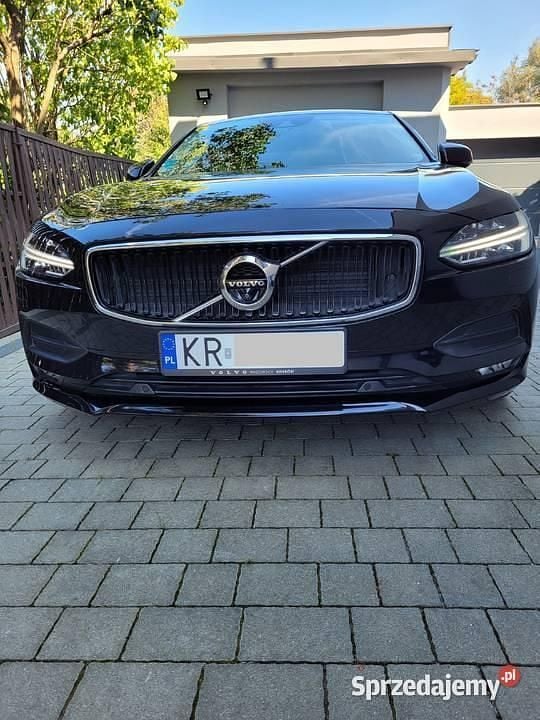 Czarny Używany 2017 Volvo S90 Momentum Sedan/Limuzyna | 56 500 zł - Obraz 1/4