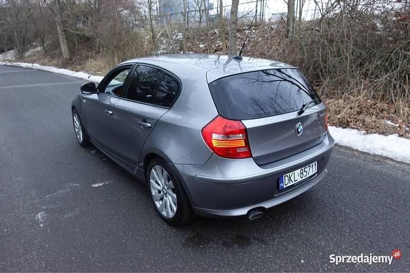 Używany BMW 123 2011 Szary Hatchback
