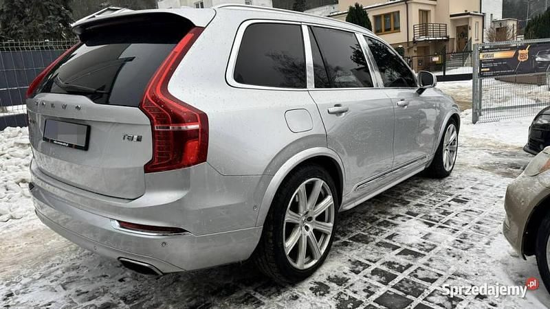 Używany Volvo XC90 2017 Srebrny SUV