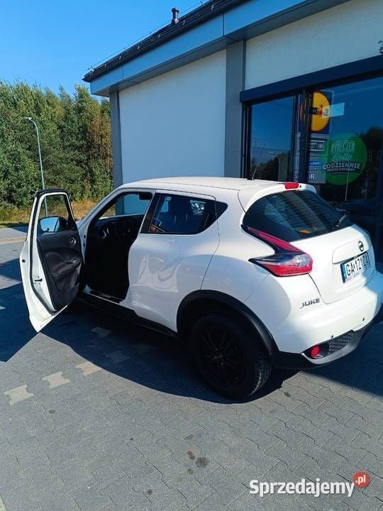 Biały Używany 2017 Nissan Juke SUV | 48 000 zł (Uczciwa cena) - Obraz 1/4