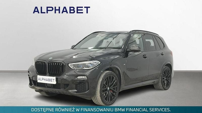 Czarny Używany 2021 BMW X5 M50 SUV | 279 000 zł - Obraz 1/4