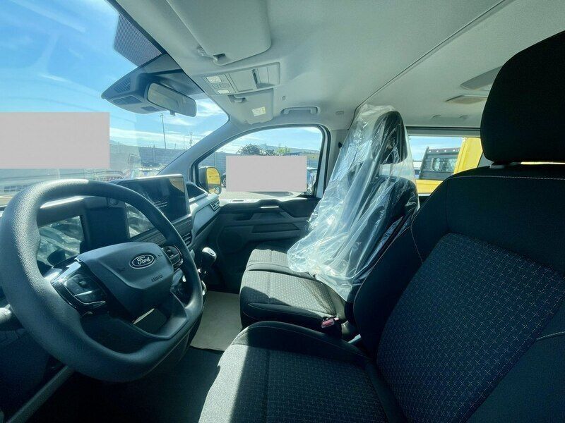 Używany Ford Transit Custom Trend 136 KM (100 kW) 2024 Biały Minivan