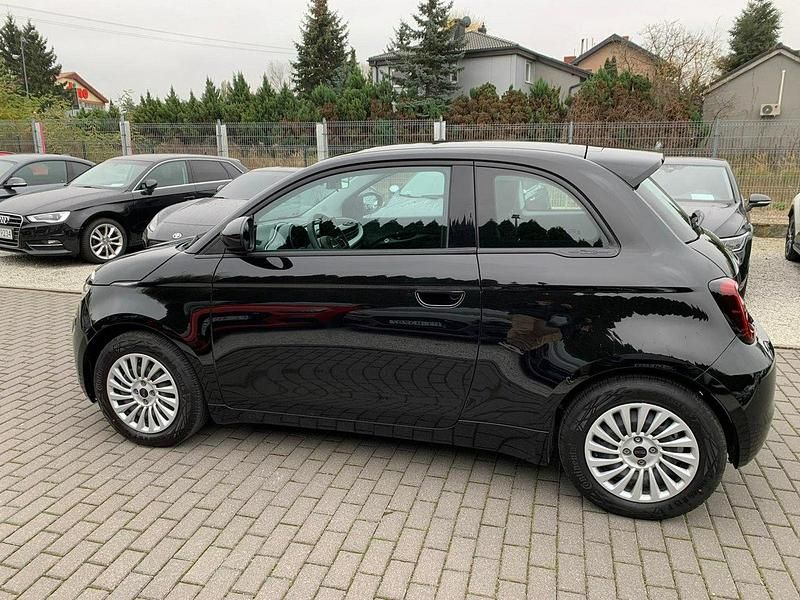 Używany Fiat 500e 86 kW (118 KM) 2022 Czarny Hatchback