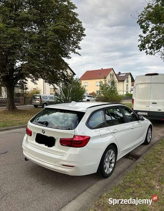 Używany BMW 318 2015