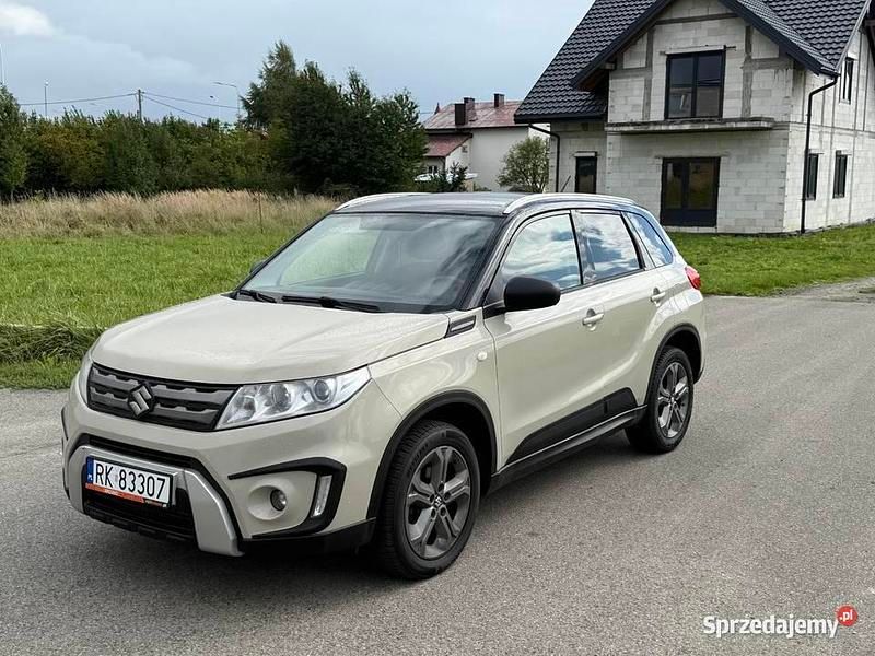 Używany Suzuki Vitara Comfort 120 KM (88 kW) 2015 Beżowy SUV