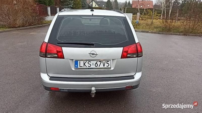 Używany Opel Vectra 2005 Srebrny Kombi