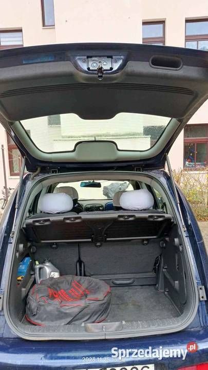 Używany Chrysler PT Cruiser 2005 Granatowy Hatchback