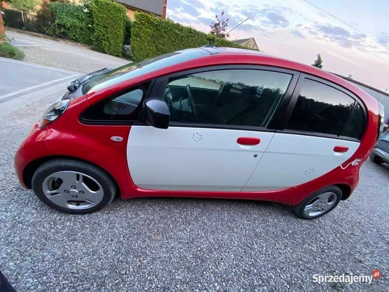 Czerwony Używany 2011 Mitsubishi i-MiEV Hatchback | 15 500 zł - Obraz 1/4