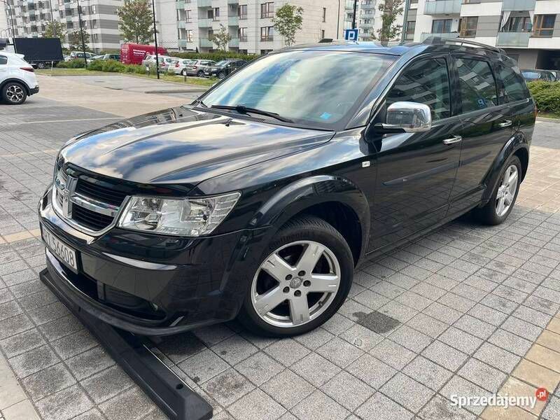 Używany Dodge Journey 2010 Czarny SUV