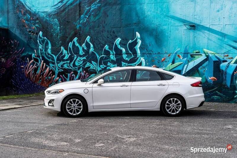 Biały Używany 2019 Ford Fusion Titanium Sedan/Limuzyna | 74 900 zł - Obraz 1/4