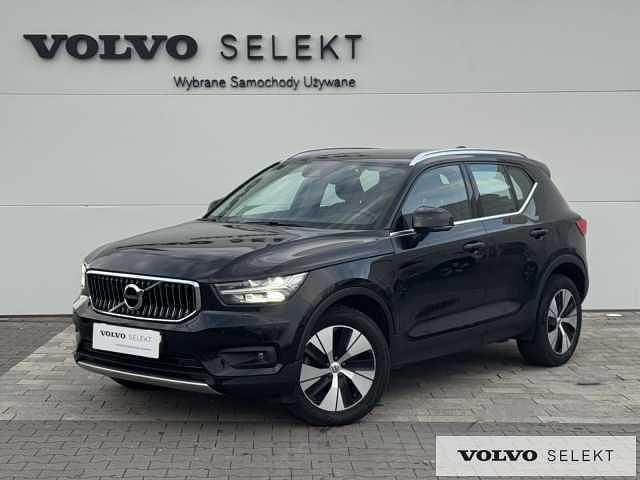 Czarny Używany 2021 Volvo XC40 SUV | 124 900 zł - Obraz 1/3