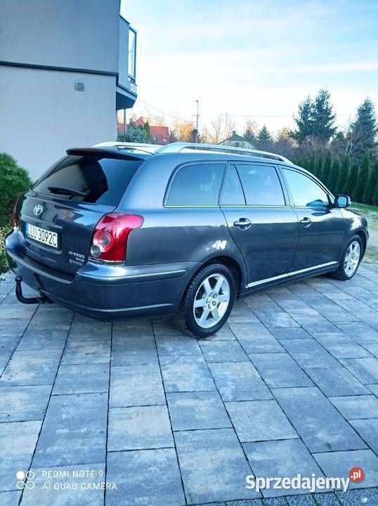 Grafitowy Używany 2008 Toyota Avensis Kombi | 14 900 zł (Uczciwa cena) - Obraz 1/4