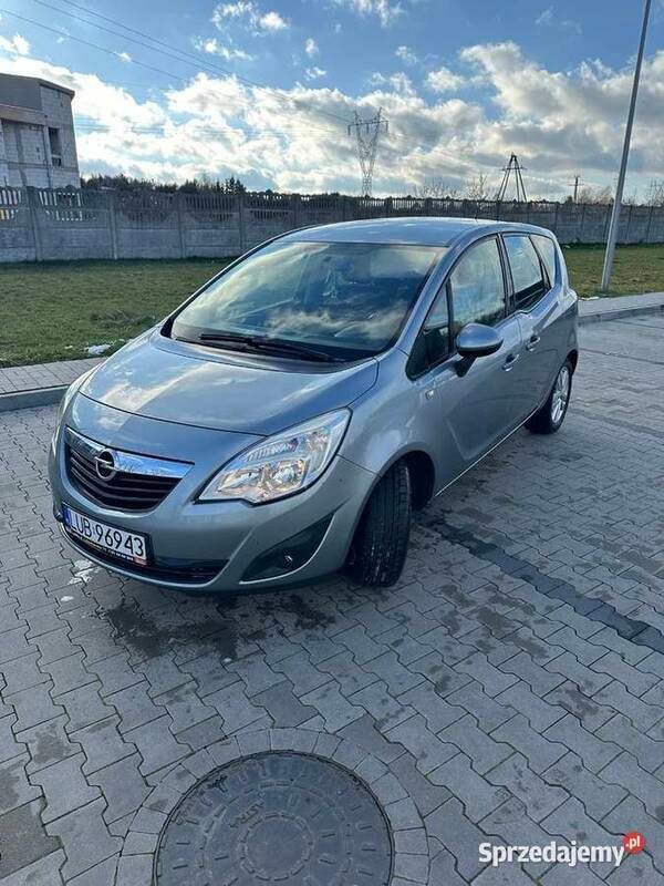 Niebieski Używany 2010 Opel Meriva Minivan | 12 500 zł (Uczciwa cena) - Obraz 1/4