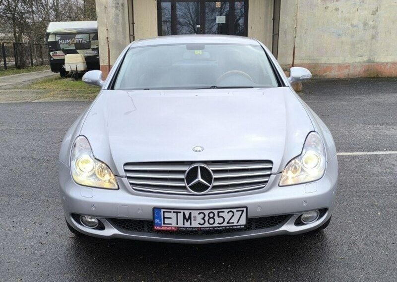 Używany Mercedes CLS350 292 KM (214 kW) 2007 Srebrny (metalik) Sedan/Limuzyna