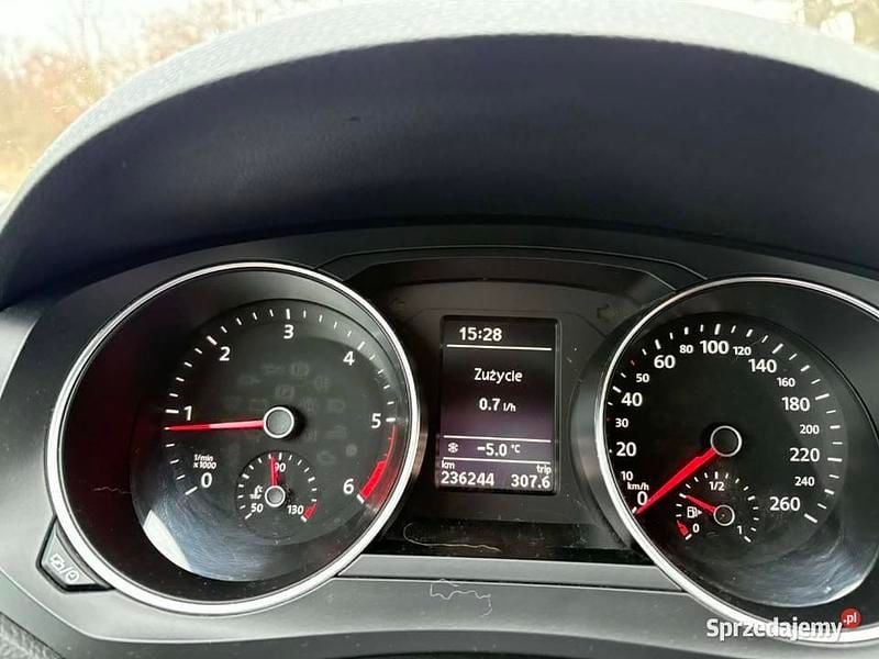 Używany VW Jetta 2016 Czarny Sedan/Limuzyna