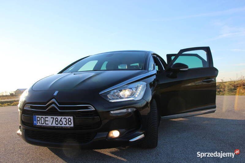 Używany Citroën DS5 163 KM (119 kW) 2013 Czarny Hatchback