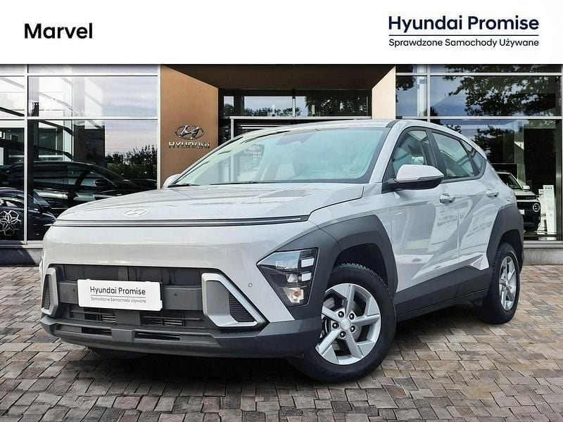 Szary Używany 2023 Hyundai Kona Comfort SUV | 79 900 zł (Uczciwa cena) - Obraz 1/4