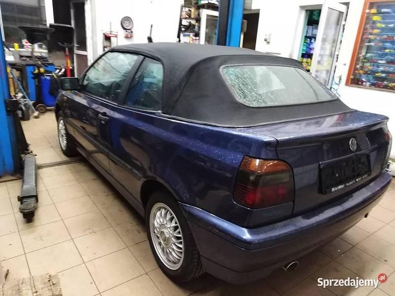Używany 1993 VW Golf III Kabriolet | 9900 zł - Obraz 1/4