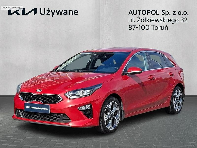 Czerwony Używany 2019 Kia Ceed 4 Kombi | 73 900 zł - Obraz 1/4