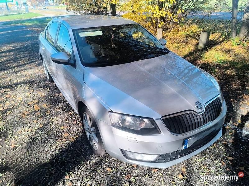 Używany Skoda Octavia Elegance 140 KM (102 kW) 2013 Srebrny Hatchback