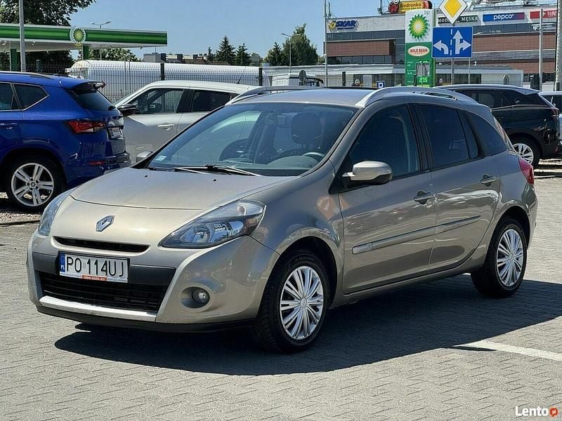 Używany Renault Clio GrandTour 75 KM (55 kW) 2012 Szary Kombi