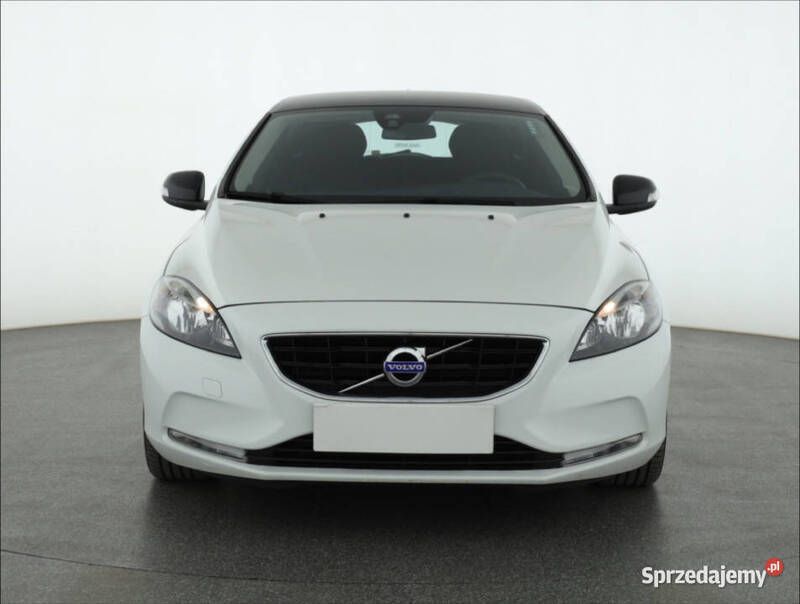 Biały Używany 2015 Volvo V40 Kombi | 49 999 zł (Uczciwa cena) - Obraz 1/4