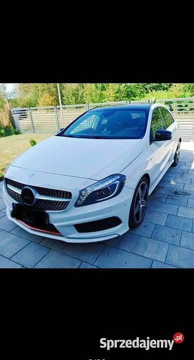 Używany Mercedes A250 AMG 2013 Biały Hatchback
