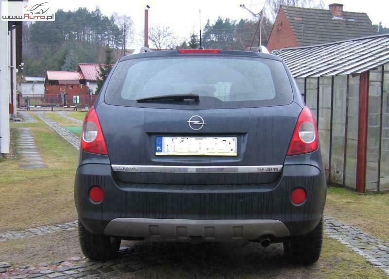 Używany Opel Antara 150 KM (110 kW) 2007 Niebieski ciemny (metalik) SUV