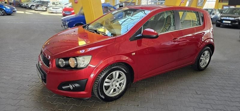 Używany Chevrolet Aveo 101 KM (74 kW) 2011 Bordowy (metalik) Hatchback