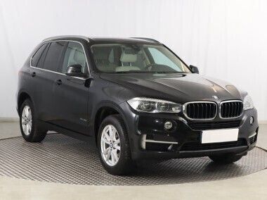 Czarny Używany 2015 BMW 218 SUV | 88 499 zł - Obraz 1/4