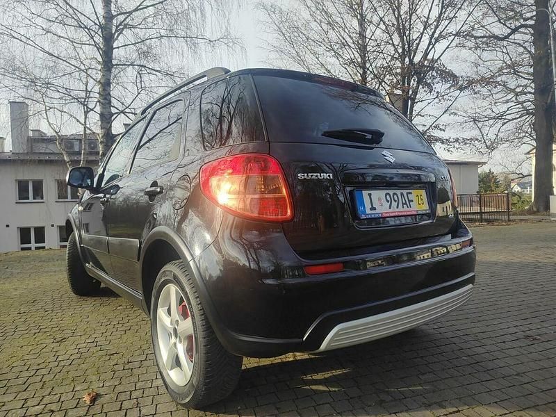 Używany Suzuki SX4 2009 Czarny SUV