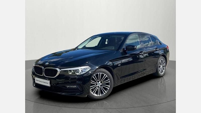 Black 2 Używany 2018 BMW 520 Shadowline Sedan/Limuzyna | 114 900 zł (Super Cena) - Obraz 1/3