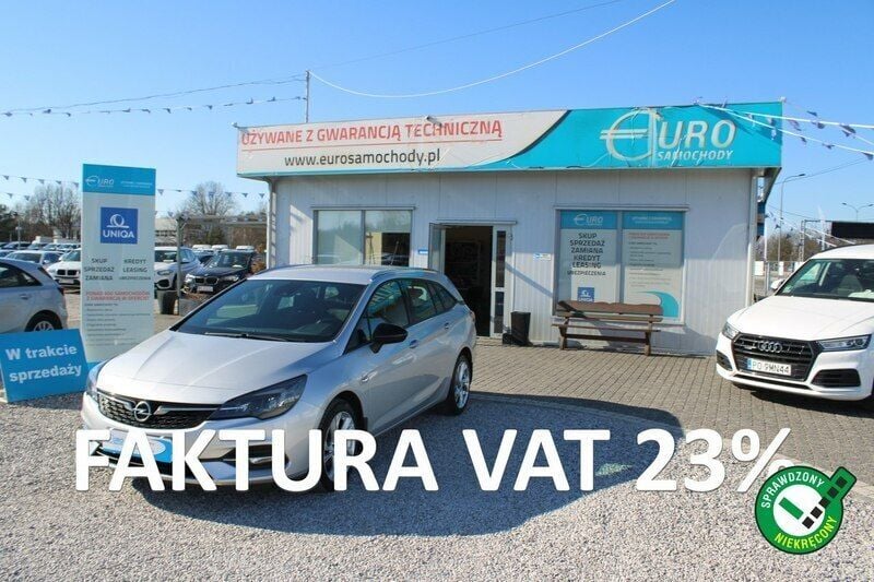 Srebrny (metalik) Używany 2021 Opel Astra Kombi | 38 130 zł (Super Cena) - Obraz 1/4
