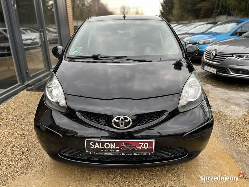 Używany Toyota Aygo 68 KM (50 kW) 2008 Czarny (metalik) Hatchback