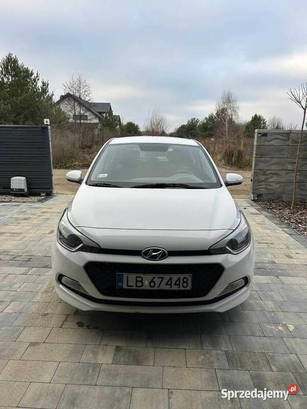 Biały Używany 2016 Hyundai i20 Hatchback | 27 000 zł (Dobra cena) - Obraz 1/4