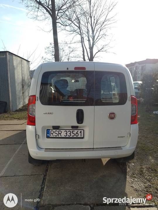 Biały Używany 2014 Fiat Qubo Minivan | 16 900 zł - Obraz 1/4