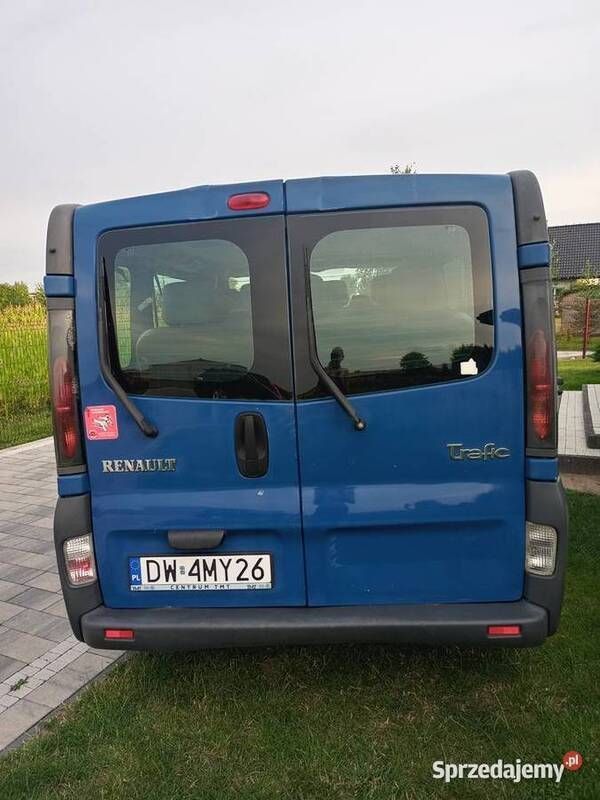 Używany 2005 Renault Trafic Minivan | 23 500 zł - Obraz 1/4