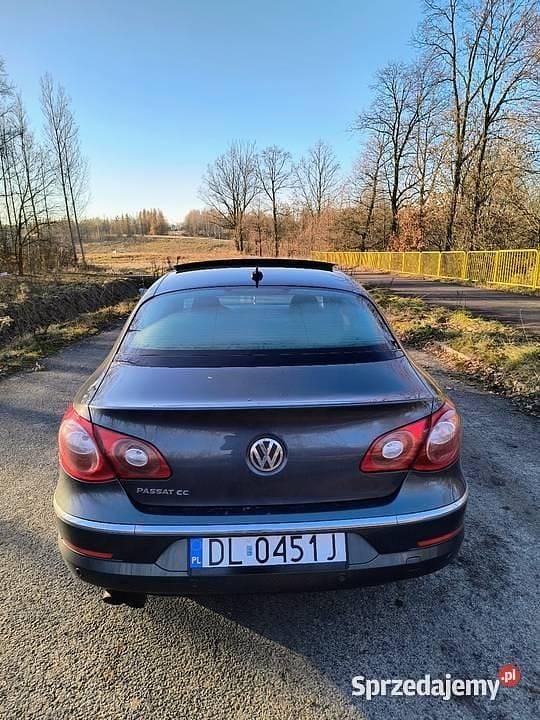 Używany 2011 VW Passat Sedan/Limuzyna | 23 500 zł (Uczciwa cena) - Obraz 1/4