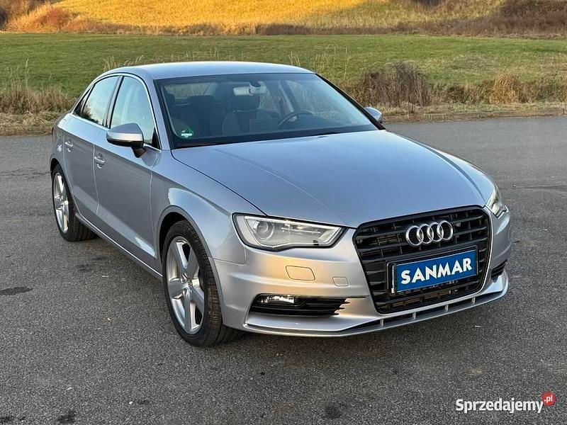 Srebrny Używany 2016 Audi A3 Comfort Sedan/Limuzyna | 59 990 zł (Uczciwa cena) - Obraz 1/4